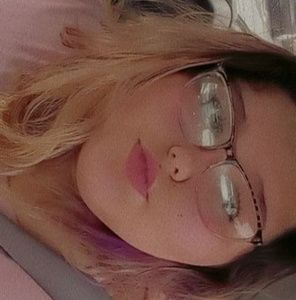 Meet your Posher, Alyceteen